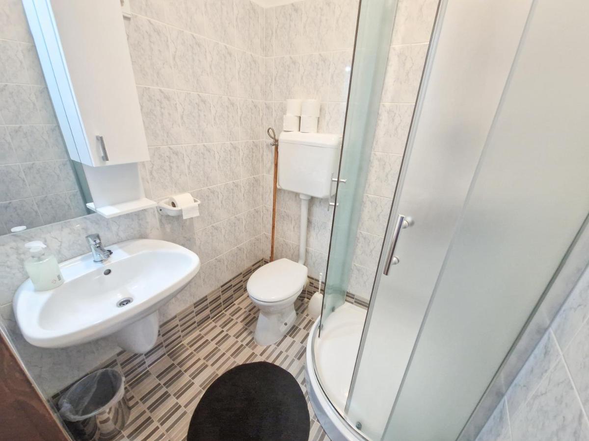 Weinberger Vendeghaz Hotell Zamárdi Exteriör bild